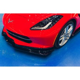 Накладка сплиттер на передний бампер на Chevrolet Corvette C7