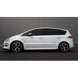 Накладки сплиттеры на пороги на Ford S-Max Titanium