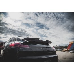 Накладка сплиттер на крышку багажника на Porsche Panamera I 970 Turbo рестайл