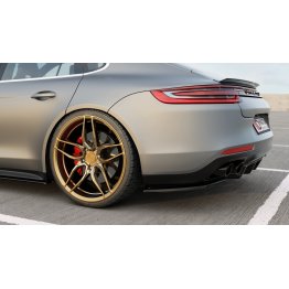 Накладки сплиттеры боковые на задний бампер на Porsche Panamera II Turbo