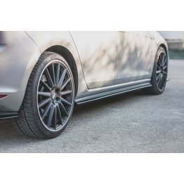 Накладки сплиттеры на пороги на Volkswagen Golf VII GTI