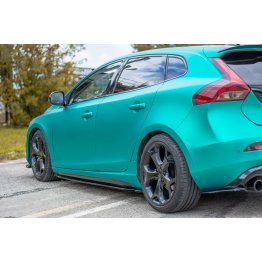 Накладки сплиттеры на пороги на Volvo V40 R-Design