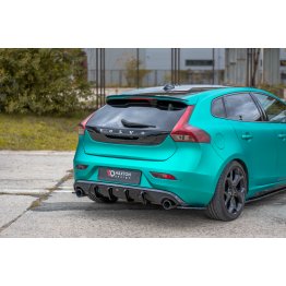 Накладка сплиттер на спойлер багажника на Volvo V40 R-Design