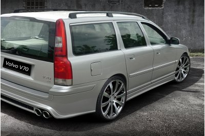 Накладки на пороги на Volvo V70