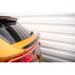 Накладка сплиттер на спойлер багажника нижний на Audi Q8