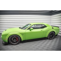 Накладки сплиттеры на пороги на Dodge Challenger III SRT Hellcat