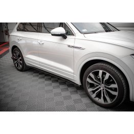 Накладки сплиттеры на пороги на VW Touareg III R-Line