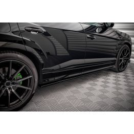 Накладки сплиттеры на пороги на Lamborghini Urus