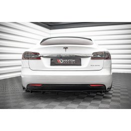 Диффузор заднего бампера на Tesla Model S рестайл