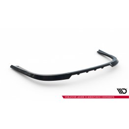 Накладка сплиттер на задний бампер на BMW 7 G70