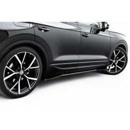 Накладки сплиттеры на пороги на VW Touareg III R-Line рестайл