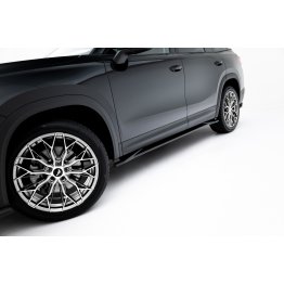 Накладки сплиттеры на пороги на Skoda Kodiaq II