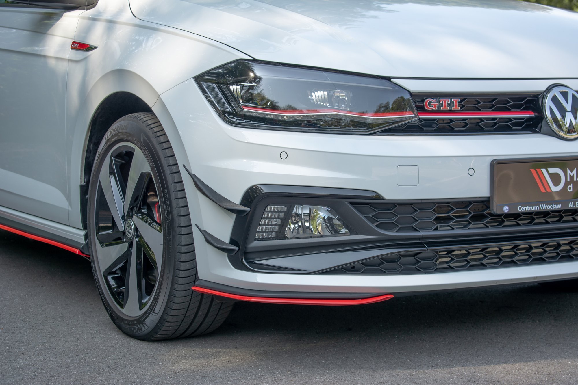 Новый бампер фольксваген поло. Volkswagen Polo GTI 2020. Передний бампер VW Polo GTI. Бампер Polo GTI. VW Polo GTI седан.